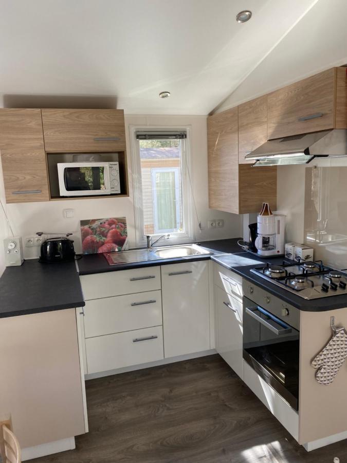 Mobil-Home 4 6 Personnes 2 Chambres Camping Le Bois Dormant Saint-Jean-de-Monts Esterno foto